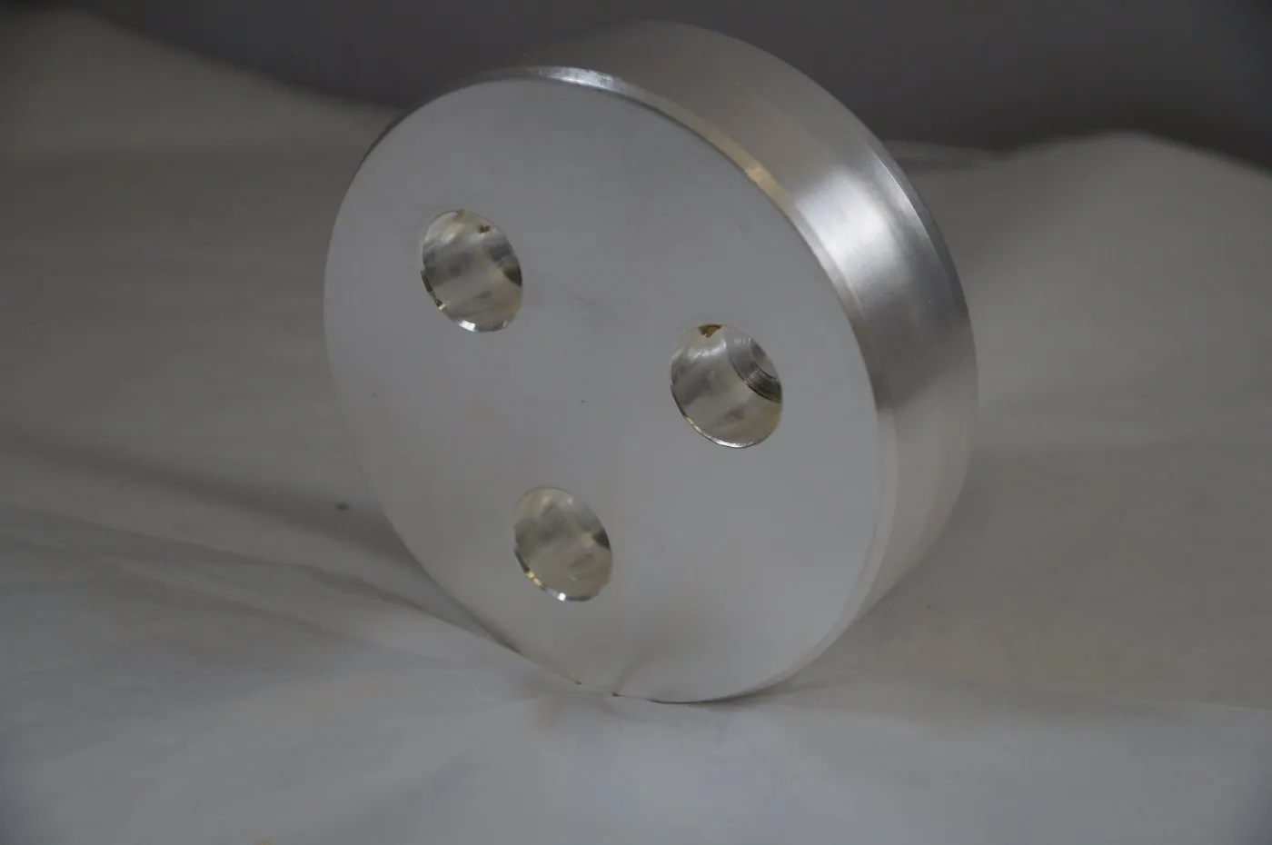 Plated component, edge and face profile